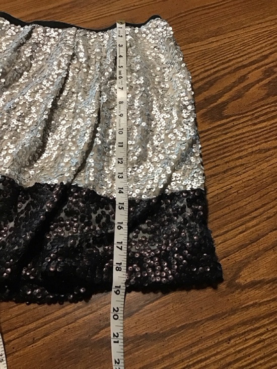 Women’s size medium Silver and Black Sequin Circle Skirt - Festive Flare - Picture 8 of 9